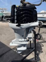 Suzuki DF140B 140HP 4-Stroke Outboard - Image 2