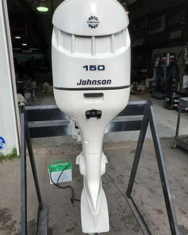 2003 Johnson 150HP V6 2-Stroke Outboard - 25 Shaft