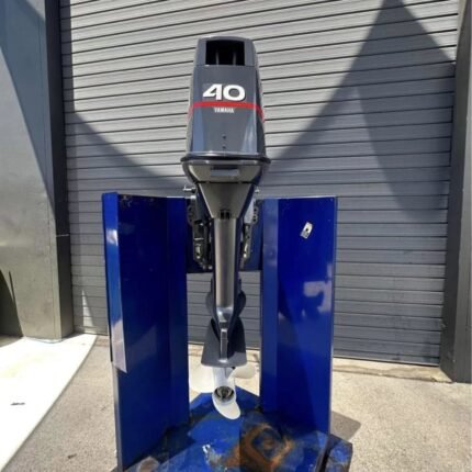 2003 Yamaha 40HP 2-Stroke Tiller Outboard