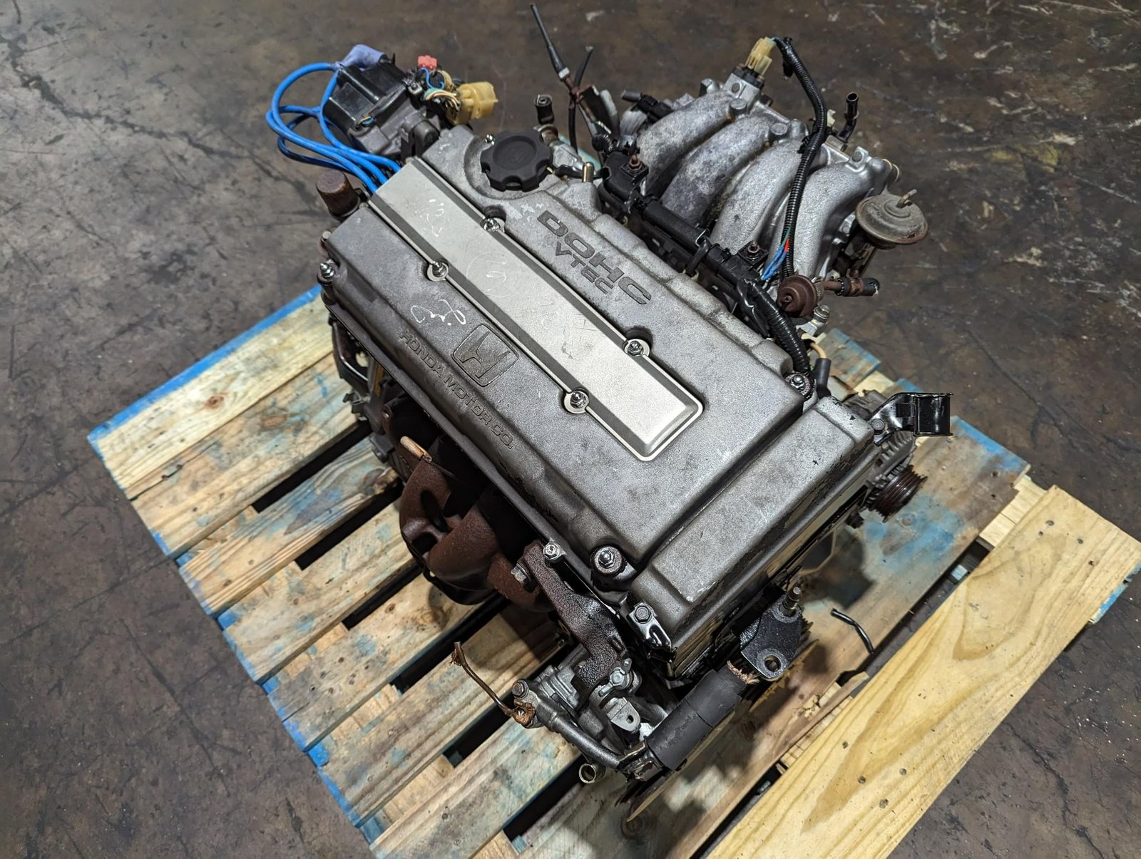 JDM Honda B18C 1.8L VTEC Engine + Cable LSD 5-Speed Transmission Y1 (Integra Spec) - Image 2